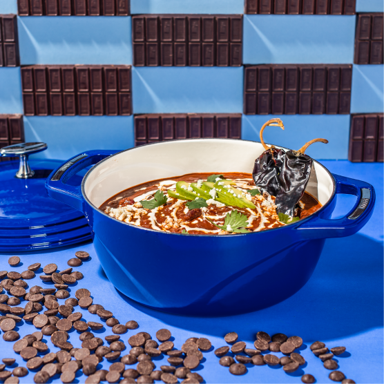USAE_Blue_4.5QT_1.png